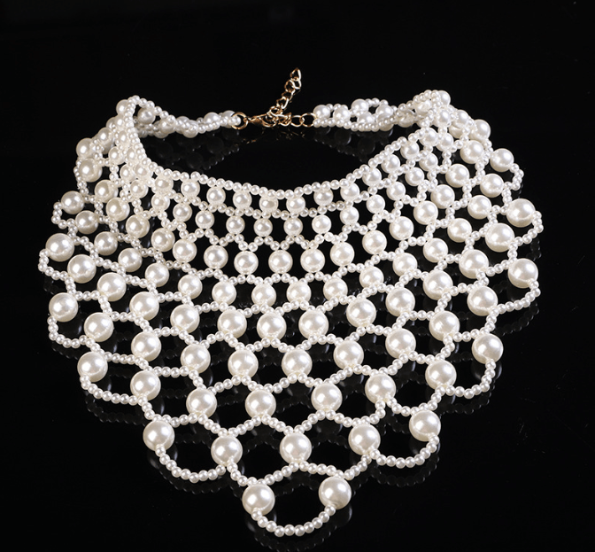 Necklace Women Pearl Body Chain Wedding Dress Accessories Necklace Cutout Dress Accessories with a beautiful pearl design.